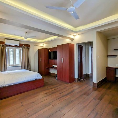The Aster Enclave Hotel コルカタ エクステリア 写真