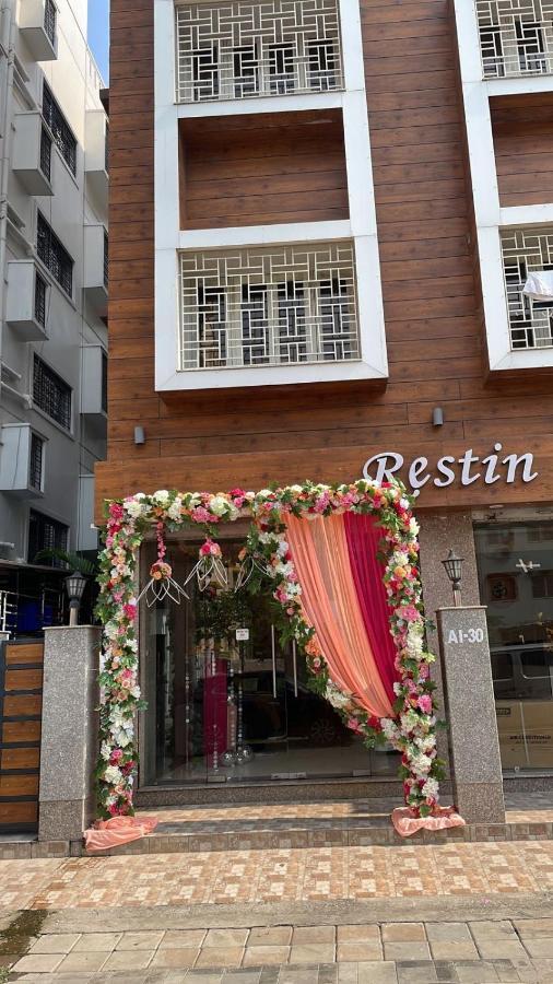 The Aster Enclave Hotel コルカタ エクステリア 写真